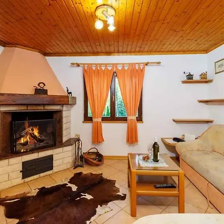 Homes With Pool In Breze 54922 *